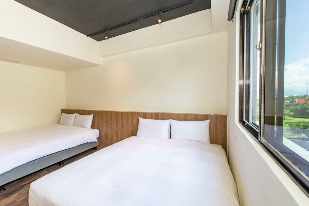 Traveller Inn Tiehua Cultural&Creative Hotel II T'ai-tung Exterior foto